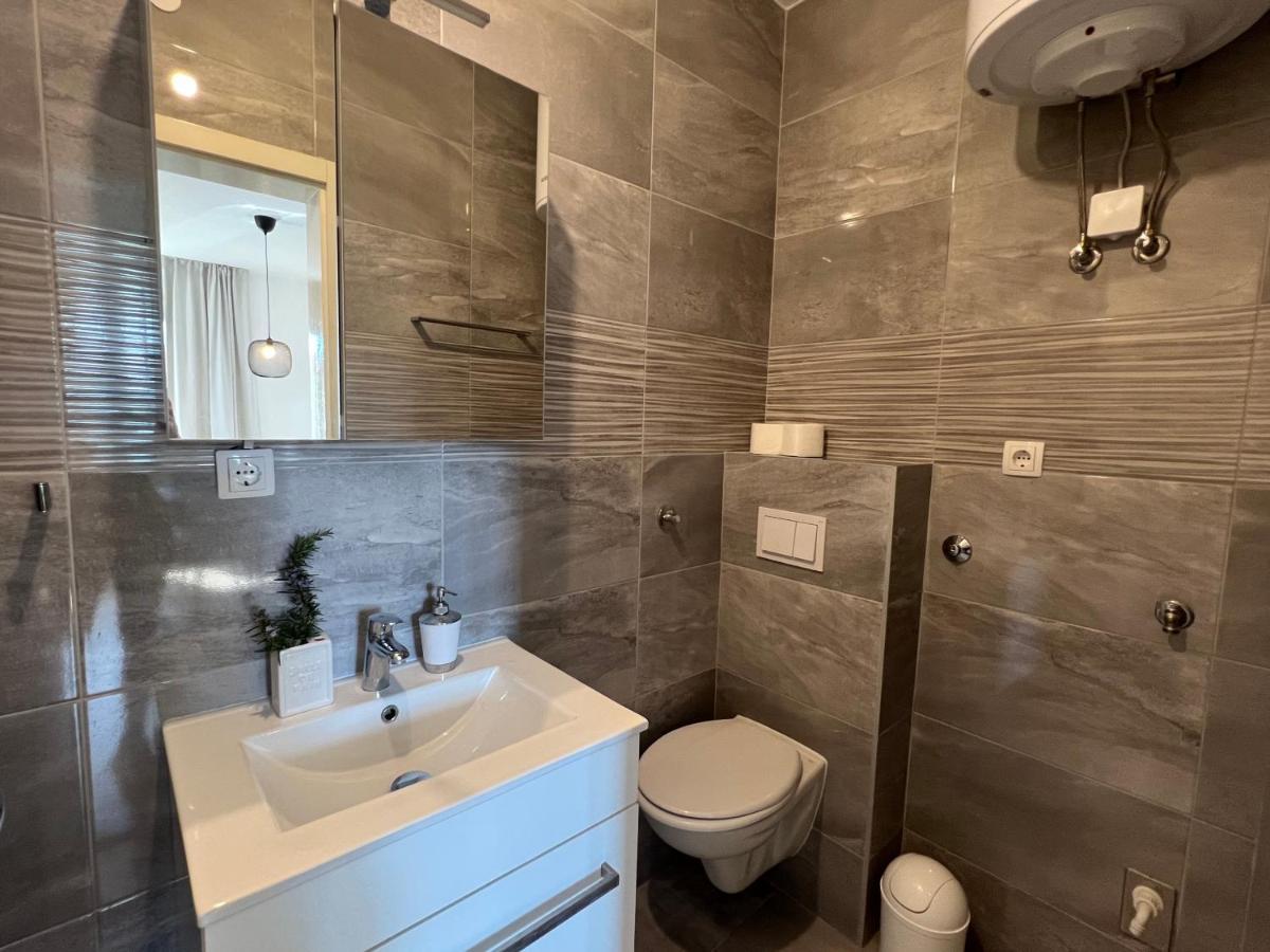 The One By Moro Apartment วานตาชิชี ภายนอก รูปภาพ
